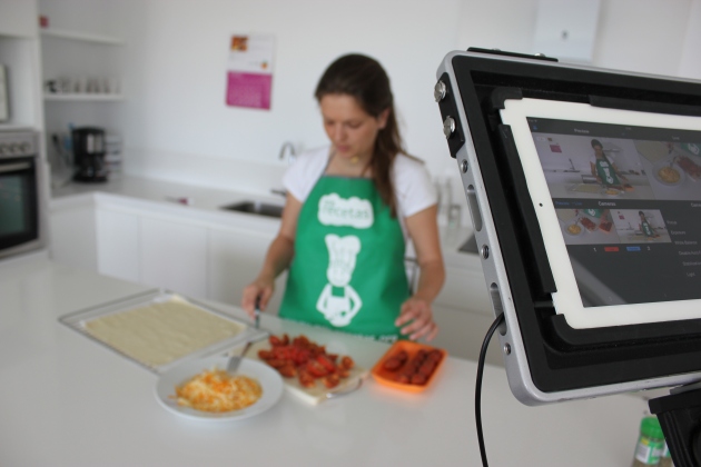 06 Maria-iPad-recolive-live-recipes-CookPad-full-size